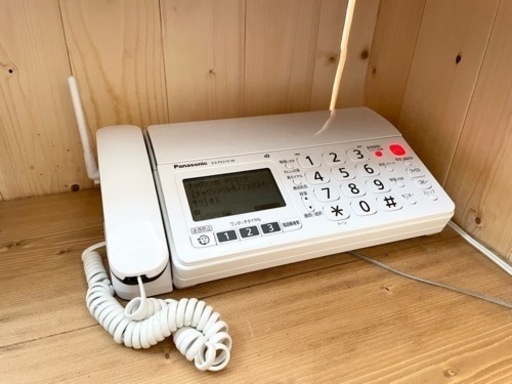 【中古美品】パナソニック おたっくす デジタルコードレスFAX 子機1台付き 1.9GHz DECT準拠方式 ホワイト KX-PZ210DL-W