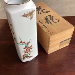 2406-10 有田焼　花瓶