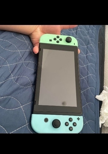 今日明日限定値下げ　Nintendo Switch 本体アンドジョイコンつけるコントローラー