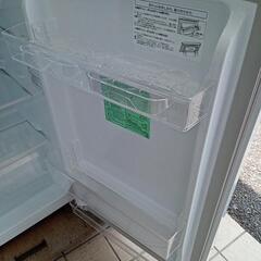 ★【ハイセンス】2ドア冷蔵庫　家電 キッチン家電 冷蔵庫　120L 2021年製(HR-B1202)【3ヶ月保証付き★送料に設置込み】💳自社配送時🌟代引き可💳※現金、クレジット、スマホ決済対応※   