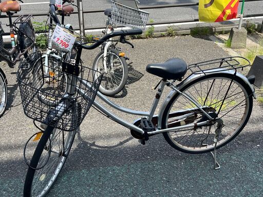 リサイクルショップどりーむ天保山店　No1203　自転車　26インチ　ママチャリ　シルバー　カゴ付き　ライト故障