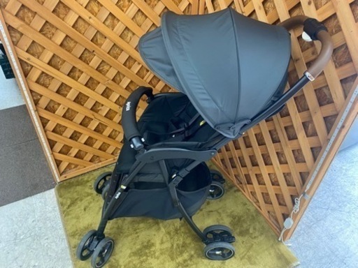 愛品館江戸川店】アップリカ マジカルエアークッションAD 2022年発売