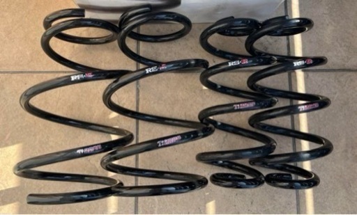 【値下げしました】ヴェルファイア・アルファード用RSR Ti2000 ダウンサス