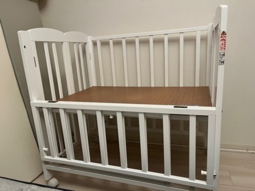 KATOJIベビーベッド、家具