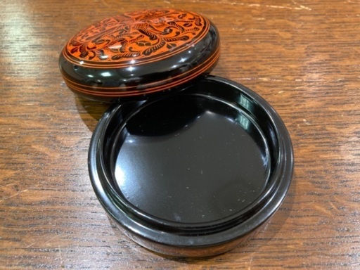 美品　香川漆器　香川の伝統工芸品 漆器「蒟醤」香道具 茶道具　小物入れ