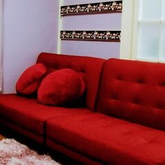 赤いソファベッド