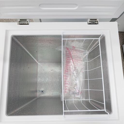 上開き冷凍庫】上開き冷凍庫 マクスゼン JF100ML01WH 99L 鍵付き  