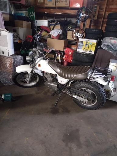 バイク　スズキ、バンバン２００cc