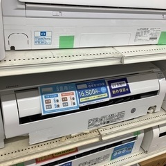 HITACHI 壁掛けエアコン　RASーA 22G 2018年製　2.2KW リモコン