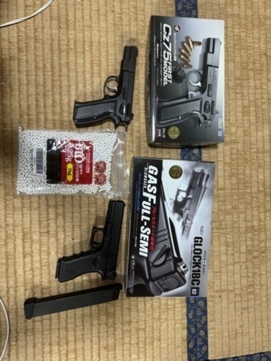 ガス銃、エアガン