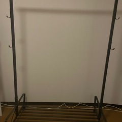 ハンガーラック　IKEA　生活雑貨 洗濯用品 物干し竿、ロープ