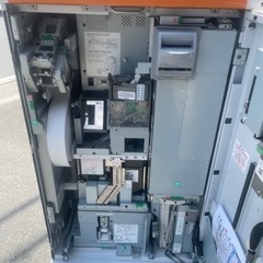 □中古品 グローリー VT-T10BM2 自動券売機 タッチパネル 2017年 新500 