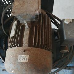 ●引取限定●中古 動作品 ストレート エアコンプレッサー 200V 4kW 5.5馬力 LT150 HP5.5 150L