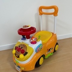 車　おもちゃ アンパンマン　乗用玩具