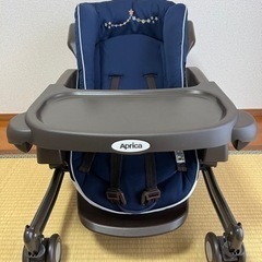 アップリカ。ゆらリズム。お尻拭き付き。