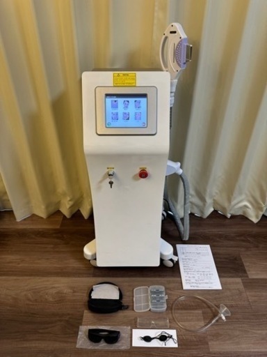整備済み　タワー型　脱毛機　IPL　SHR　　業務用脱毛器　業務用脱毛機　定価約250万円