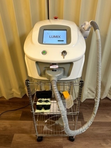 整備済み　ICカード無制限　エストラボ　ルミクス　SHR　　業務用脱毛器　業務用脱毛機　定価約４００万円