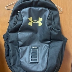 UNDER ARMOUR リュック