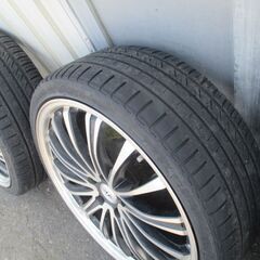 BADX　ROXARNY　２０インチ　８J　４５　５H　１１４．３　タイヤ付き溝あり