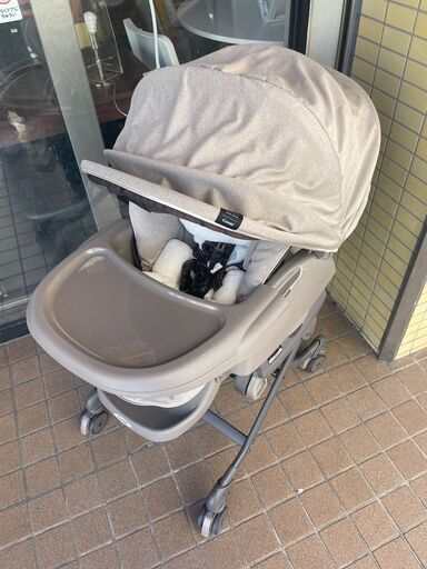 【ジモティ限定割引】コンビ Combi ホワイトレーベル ハイローチェアー ネムリラ AUTO SWING BEDi  電動スウィング機能