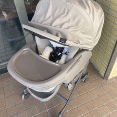 ジモティ限定割引】コンビ Combi ホワイトレーベル ハイローチェアー