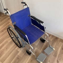 カワムラ 22インチ 自走式車椅子 家具  折りたたみ式 介助用...