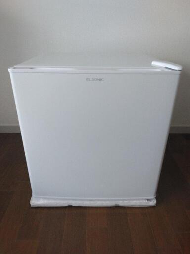冷蔵庫　46L　2023年製
