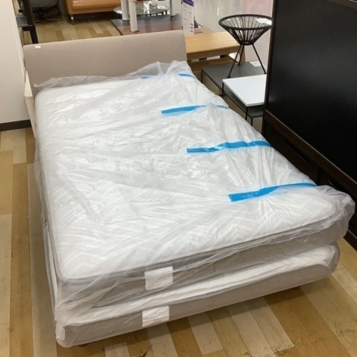 ニトリ　セミダブルベッド
