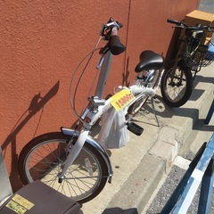 配達可】【自転車 折りたたみ】クリーニング済み【管理番号10406】