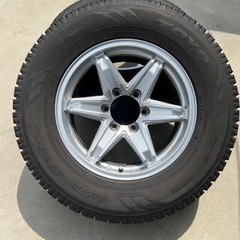 お話し中　
ランクル　 ハイラックス　 スタッドレス　265/65R17