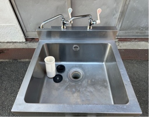 業務用 二口蛇口付き 1槽シンク 幅600×奥600×高さ840+90(mm) BG付き