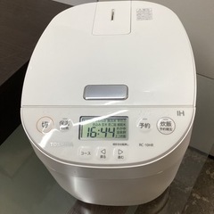 万代店　2023年　TOSHIBA炊飯器