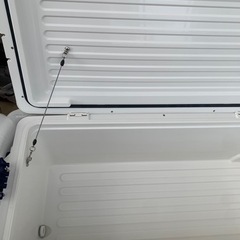 シマノ　スペーザホエールライト450　大型クーラーボックス