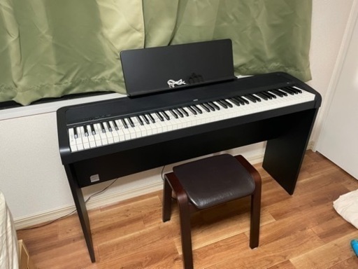 KORG　電子ピアノ　イス　楽譜止めクリップ　イヤホンセット
