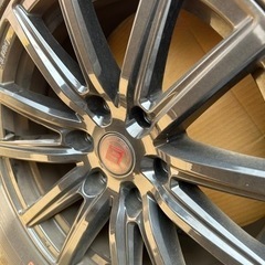 グッドイヤースタッドレスタイヤ　17インチ