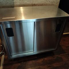 業務用　引戸付き調理台　タニコー（中古）