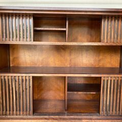 【糸島市内 送料無料】　九州民芸家具 サイドボード 飾り棚 茶棚 ミズメザクラ 縦格子 最高級 伝統工芸 和家具 和室 座敷 定価約70万　48159-1-6-003（0604-6）