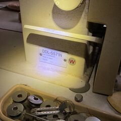 引き取り限定】 JUKI ジューキ 工業用ミシン DDL-5571N ミシン 台付き