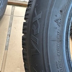 ブリヂストン　スタッドレスブリザックVRX 215/60R17  4本セット