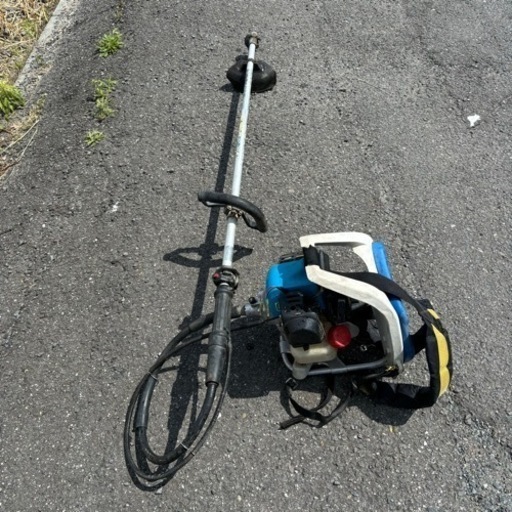 【中古新ダイワ 肩掛式刈払い機 】