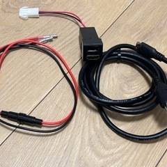 オートパーツエージェンシー　HDMI+USB充電