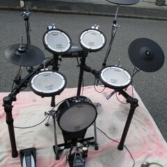 ☆ローランド Roland TD-4 V-Drums 電子ドラム◇ドラマーの演奏意欲を 