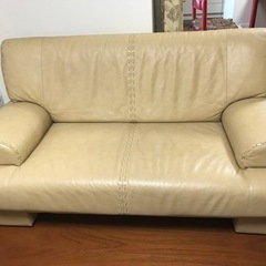 レザー2人掛けソファ＋オットマン