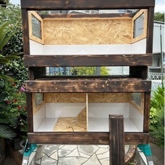 爬虫類ゲージ2個、キャスター付き台車