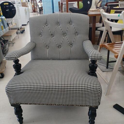 ★ジモティ割あり★1Pﾃﾞｻﾞｲﾝﾌｧﾌﾞﾘｯｸｿﾌｧ 現状販売 高さ(H)80× 幅(W)66× 奥行(D)64cm【joh1387】