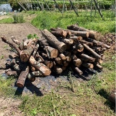 薪　マキ原木　広葉樹　薪ストーブ用　キャンプ　焚き火　
