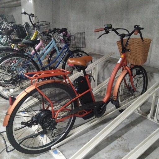 【受け渡し予定者決定】かご付き電動自転車