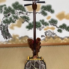 沖縄三線！新品！黒木！黒檀！カマゴン 【与那城型】ユナー型　本蛇皮　本張り【一枚張り】