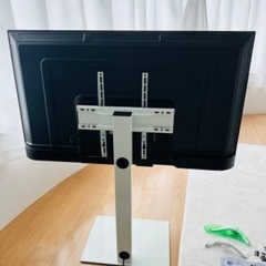 スマートテレビとテレビ台のセット