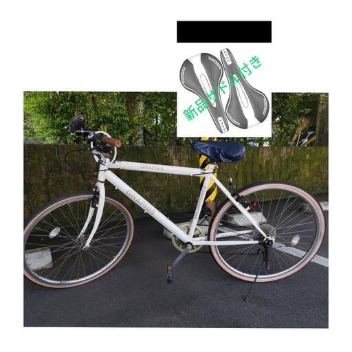 取引中新品サドル付きクロスバイク26インチ自転車